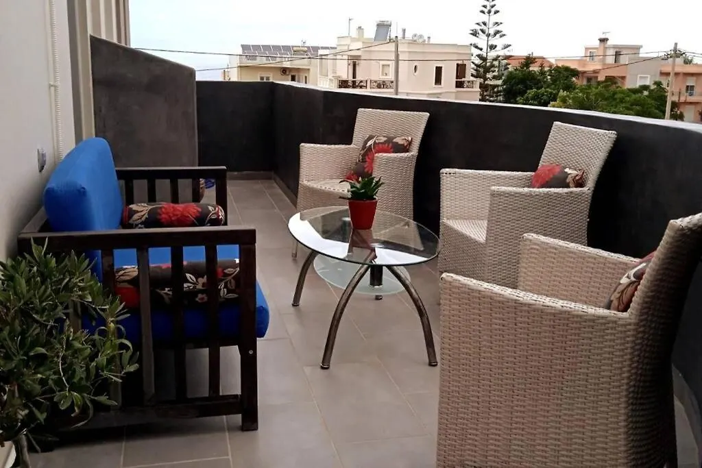 Οcean Blue Apartment In Chania Koumpeli